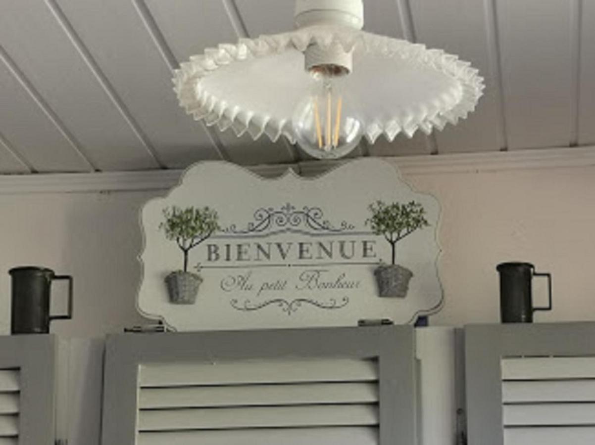 Guest House Provencal Вітроль Екстер'єр фото