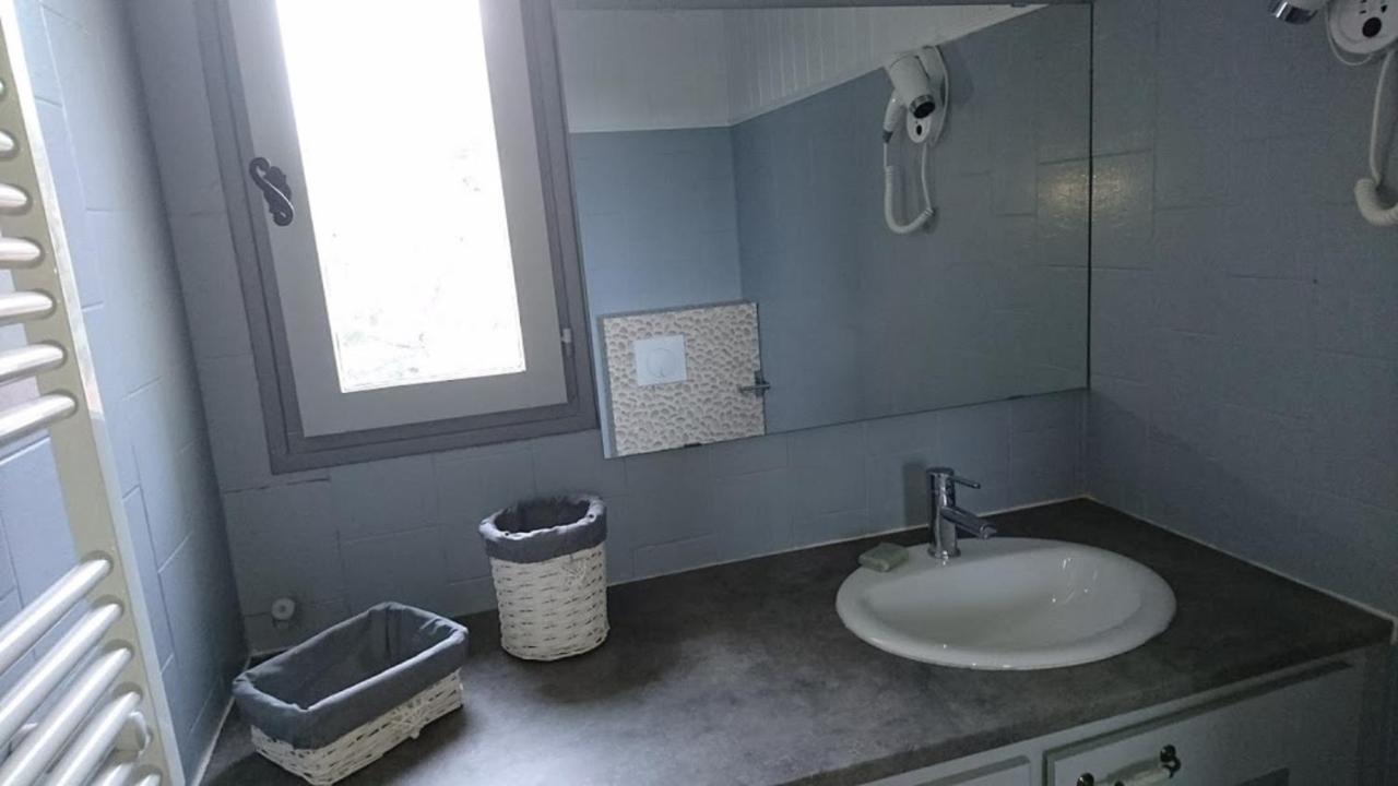 Guest House Provencal Вітроль Екстер'єр фото